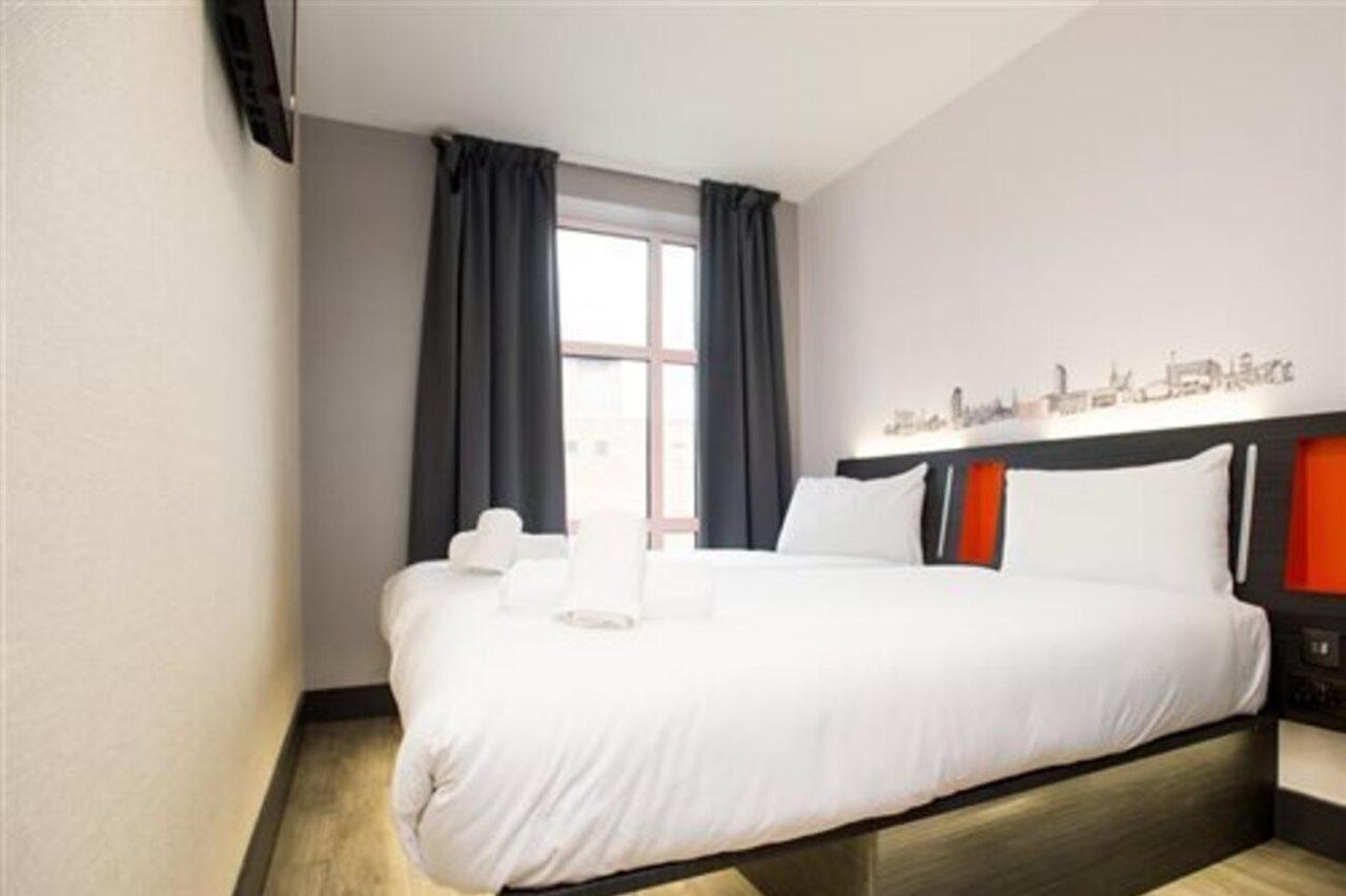 Easyhotel Oxford Exterior foto